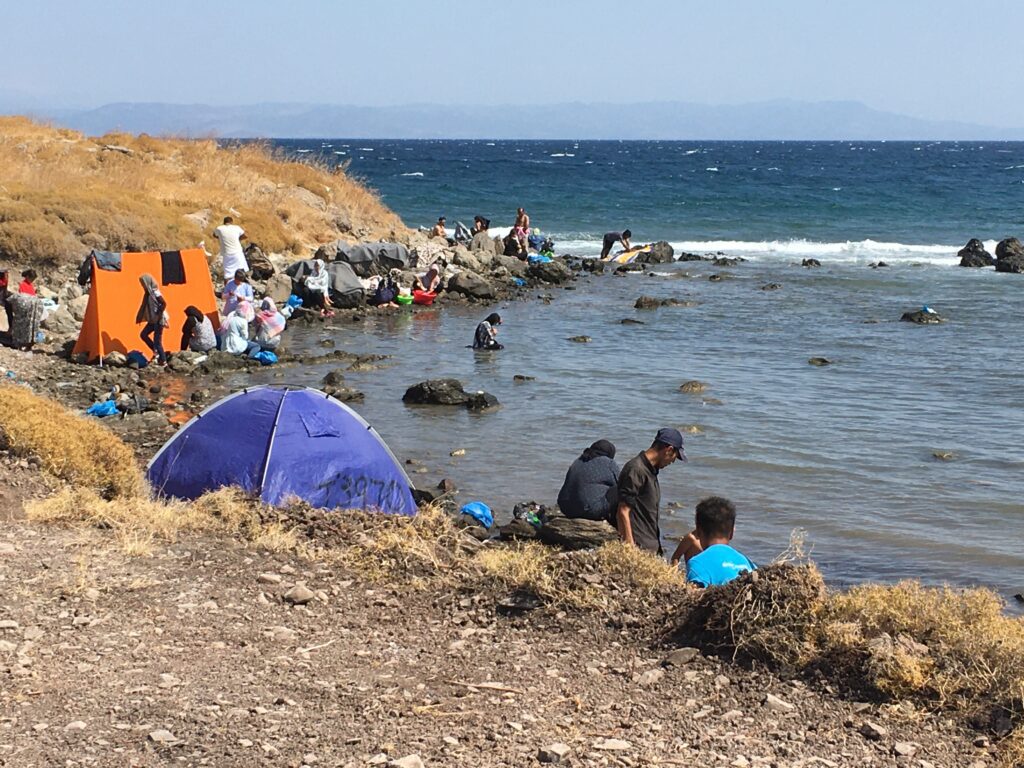 Νέος καταυλισμός στη περιοχή του Καρά Τεπέ, Μυτιλήνη Σεπτέμβριος 2020_zvoura.gr