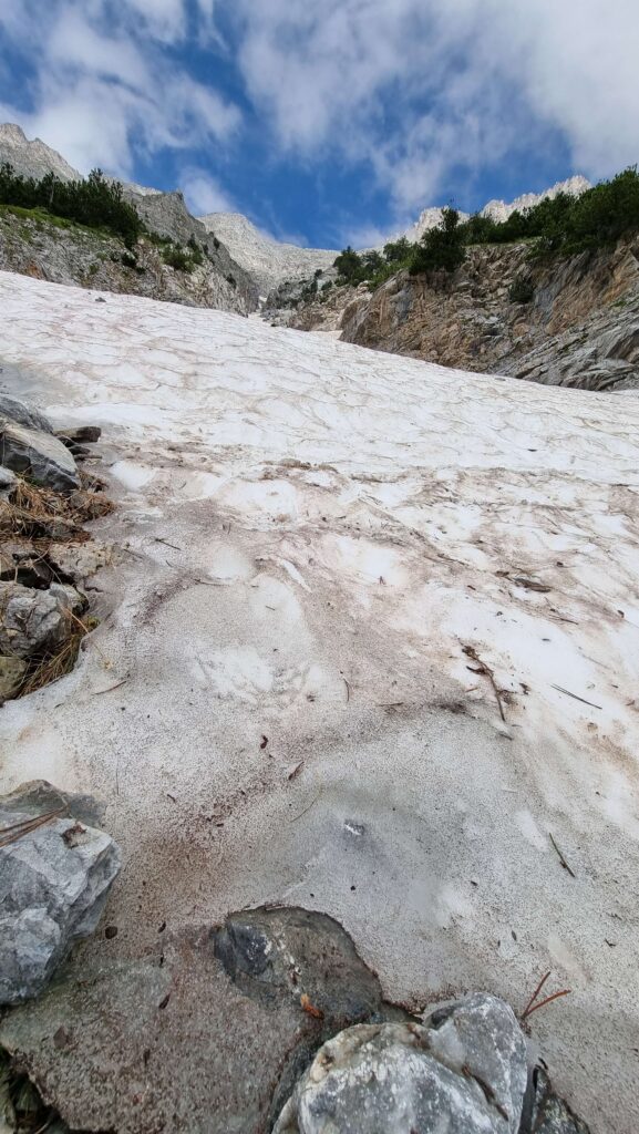 snow river Olympos